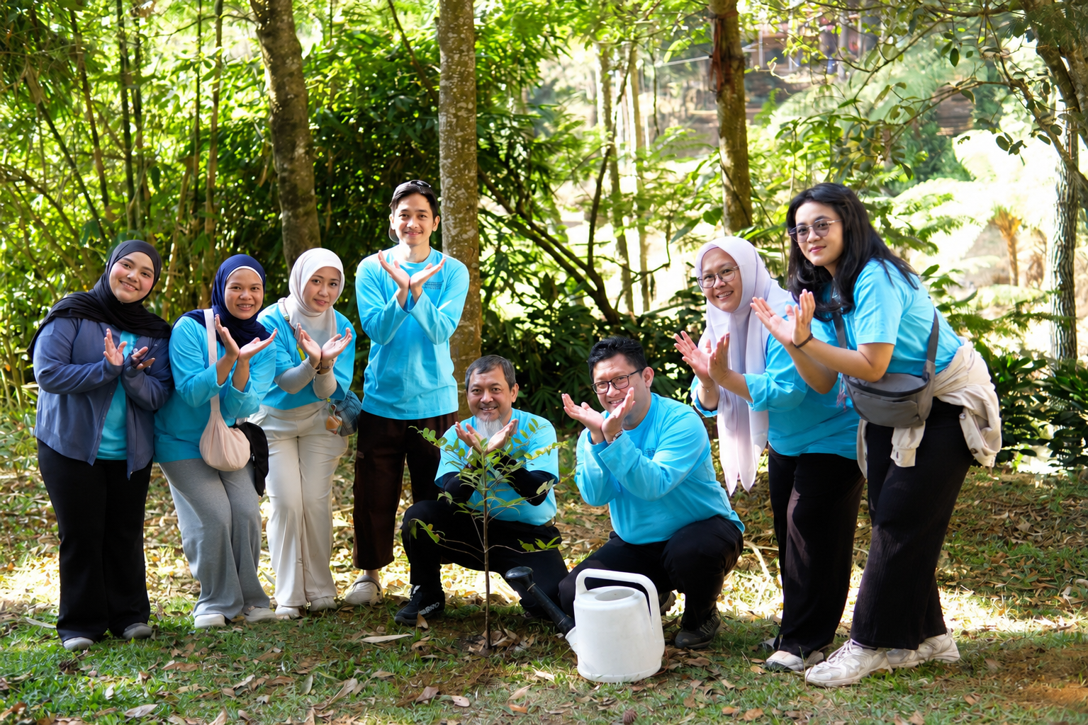 Penanaman oleh Team APSA